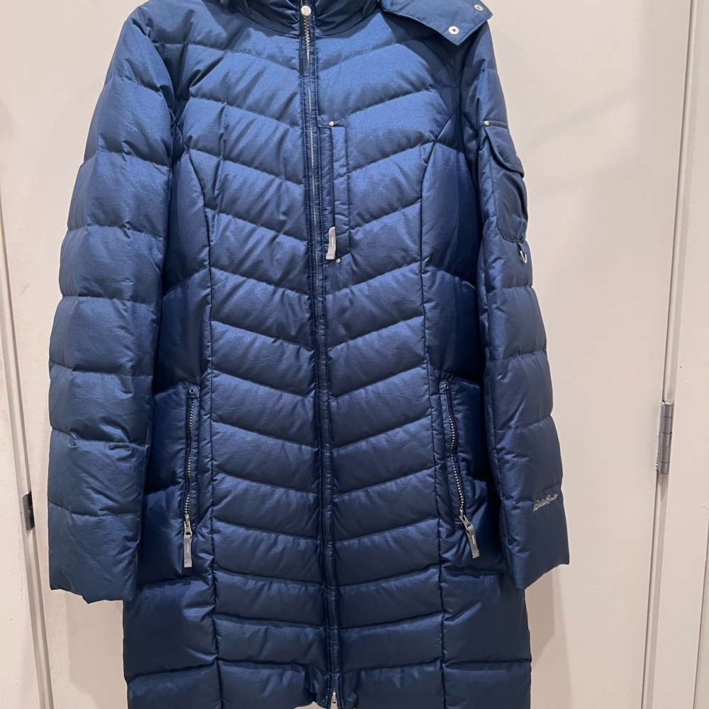 Eddie Bauer Coat. Parka. Navy blue. Size womens tall - Picture 2 of 7